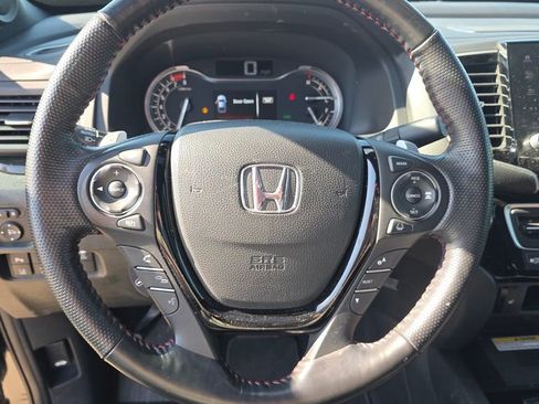 Certified 2023 Honda Ridgeline Black Edition image 14