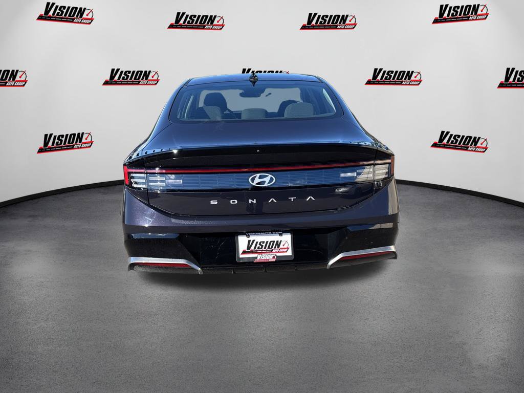 New 2026 Hyundai Sonata SEL FWD image 4