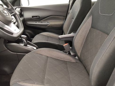 Used 2019 Nissan Kicks S w/ Exterior Electronics Package image 17