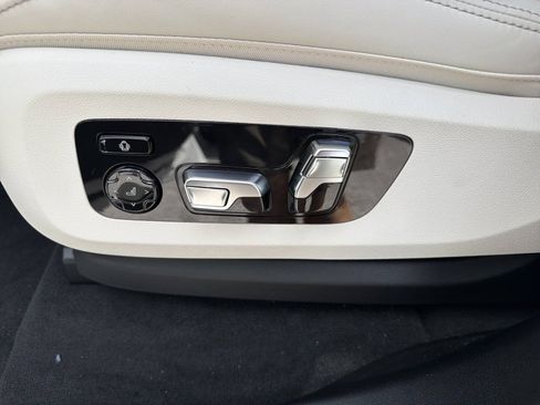 New 2027 BMW X7 M60i AWD/4WD image 26