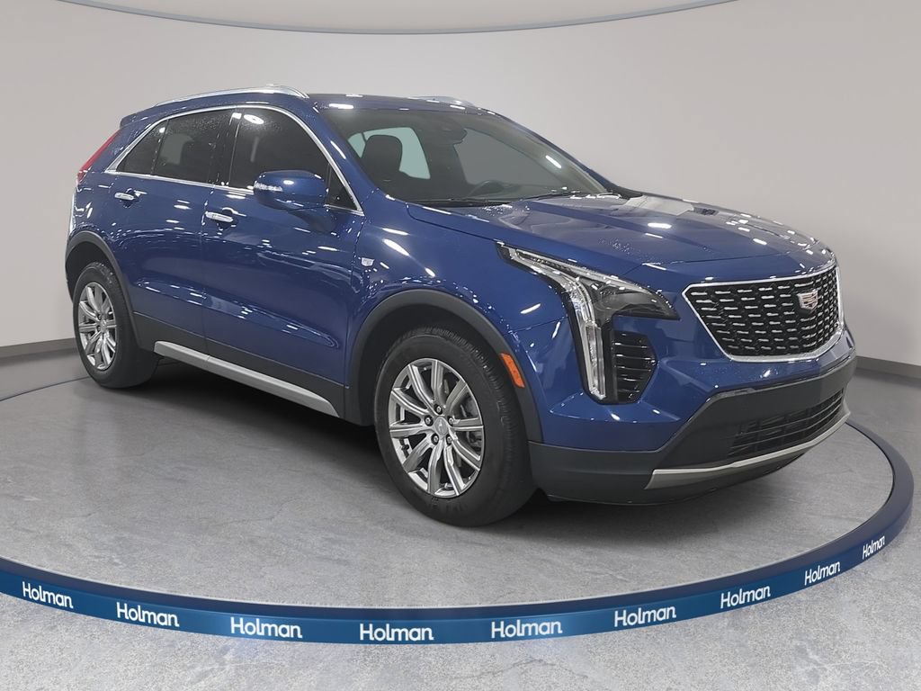 Used 2023 Cadillac XT4 Premium Luxury FWD image 4