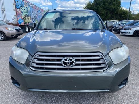 Used 2010 Toyota Highlander 4WD image 2