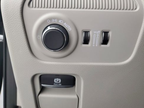 New 2026 Jeep Grand Wagoneer L Limited AWD/4WD image 27