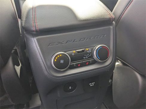 Used 2025 Ford Explorer ST image 23