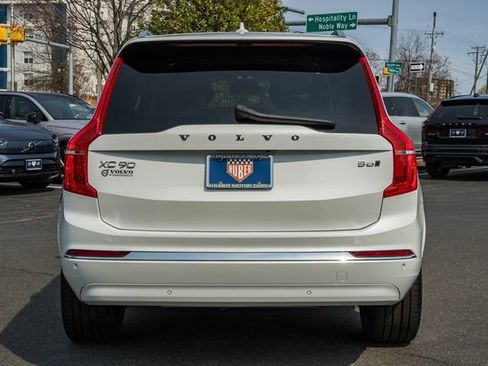 Used 2023 Volvo XC90 B6 Plus w/ Protection Package image 6