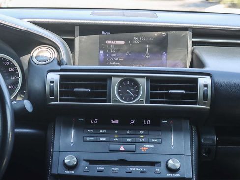 Used 2016 Lexus IS 200t image 12