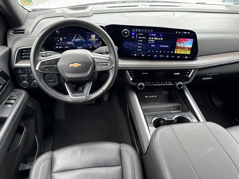 Certified 2025 Chevrolet Tahoe LT image 24