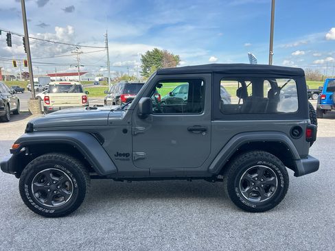 Used 2021 Jeep Wrangler Sport image 8