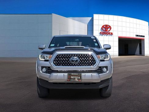Used 2019 Toyota Tacoma TRD Sport AWD/4WD image 7