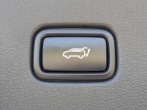 Certified 2025 Kia Sportage SX FWD image 16
