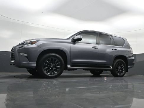 Used 2022 Lexus GX 460 Premium w/ Premium Plus Package AWD/4WD image 34