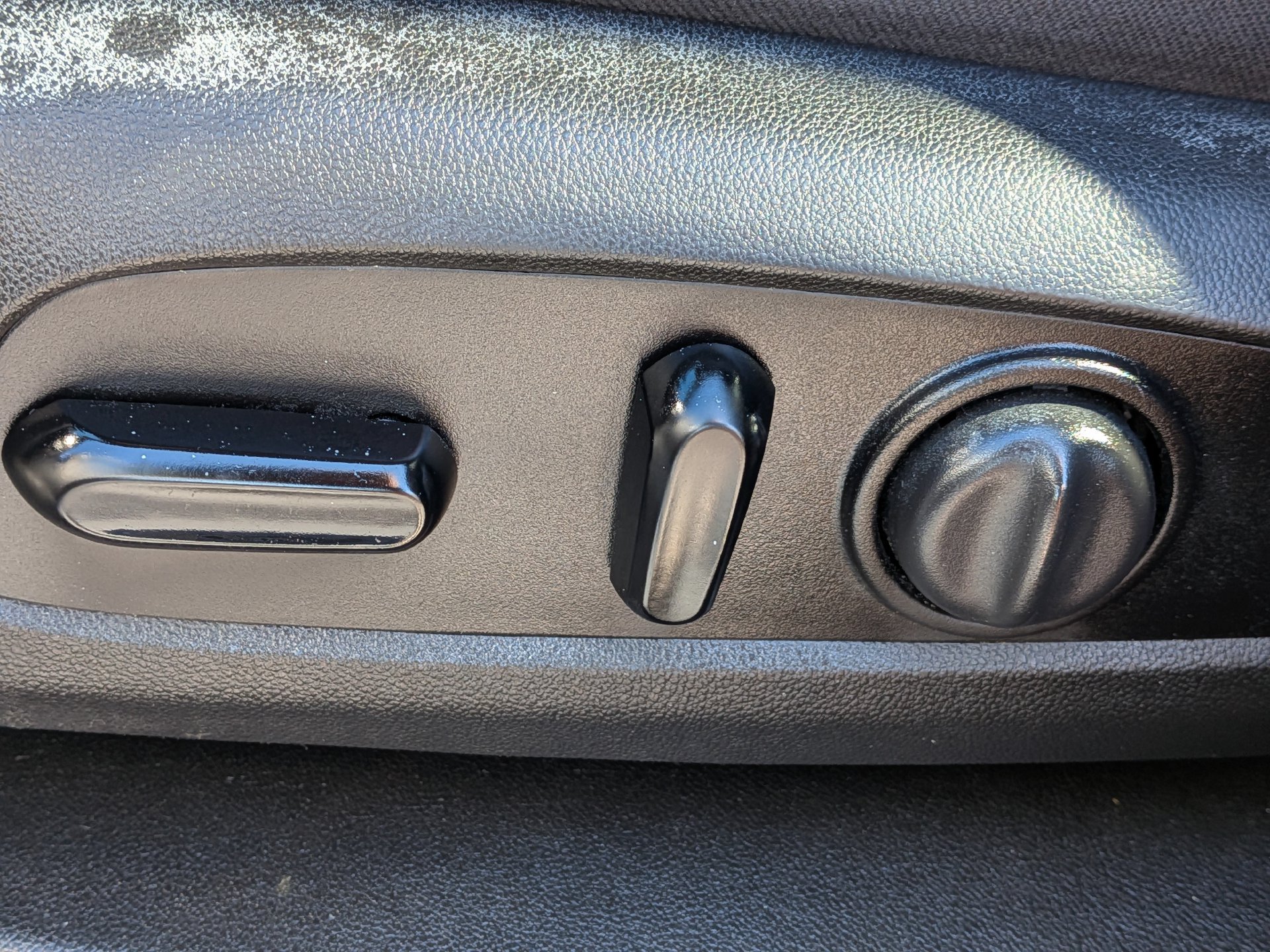 Used 2021 Chevrolet Equinox LT FWD image 22