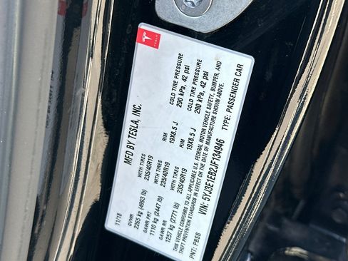Used 2018 Tesla Model 3 Long Range AWD/4WD image 38