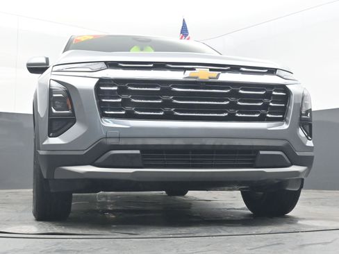 Used 2025 Chevrolet Equinox LT FWD image 25