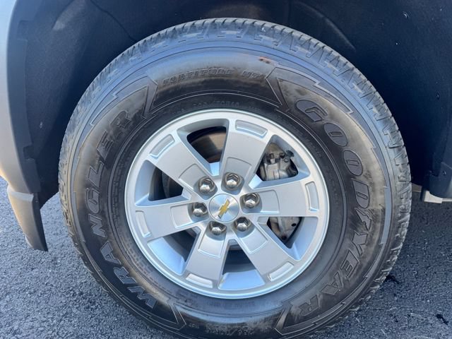 Used 2017 Chevrolet Colorado W/T w/ WT Convenience Package RWD image 18