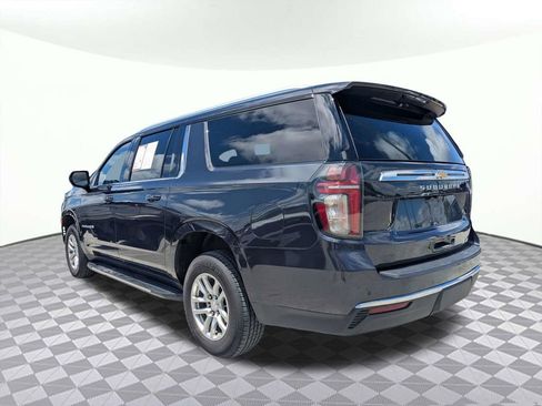Used 2023 Chevrolet Suburban LT RWD image 5