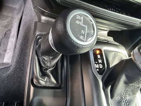 Used 2022 Jeep Wrangler Sport AWD/4WD image 22