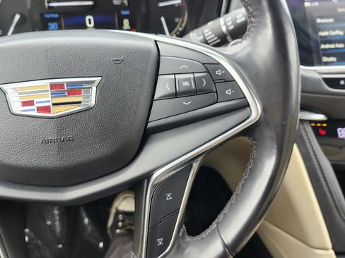 Used 2018 Cadillac XT5 Luxury w/ Driver Awareness Package image 36