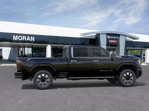 New 2026 GMC Sierra 2500 Denali w/ Denali Reserve Package image 8