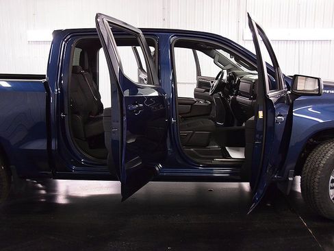 Used 2023 Chevrolet Silverado 1500 LT image 29