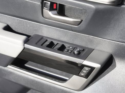 Used 2022 Toyota Tundra Limited image 29