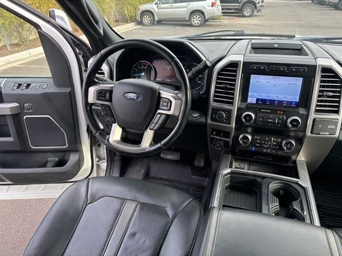 Used 2020 Ford F350 Platinum w/ Tremor Off-Road Package AWD/4WD image 15