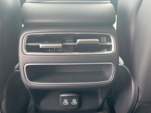 New 2026 Genesis GV70 2.5T AWD/4WD image 18