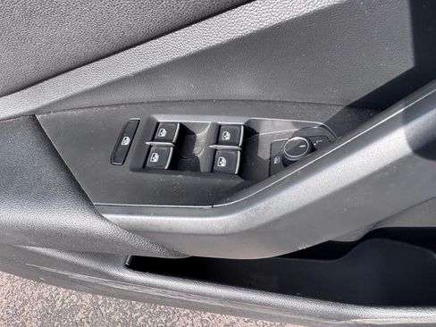 Used 2021 Volkswagen Jetta R-Line FWD image 12