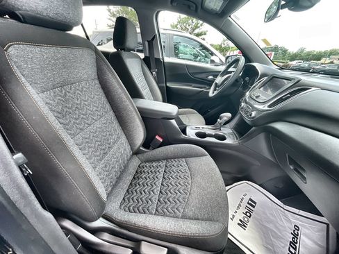 Used 2023 Chevrolet Equinox LT FWD image 27