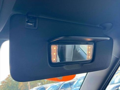 Used 2021 Chevrolet TrailBlazer RS w/ Sun and Liftgate Package image 24