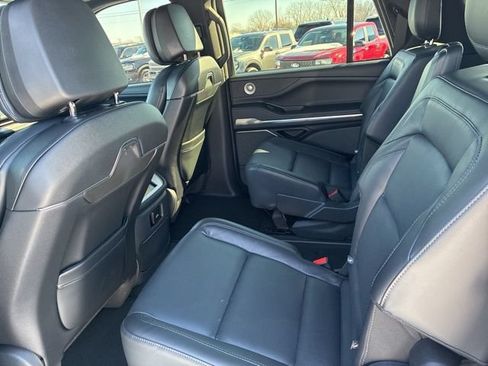 New 2026 Lincoln Navigator L Reserve w/ Jet Appearance Package AWD/4WD image 18