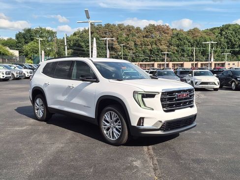 New 2027 GMC Acadia Elevation w/ Elevation Premium Package AWD/4WD image 3