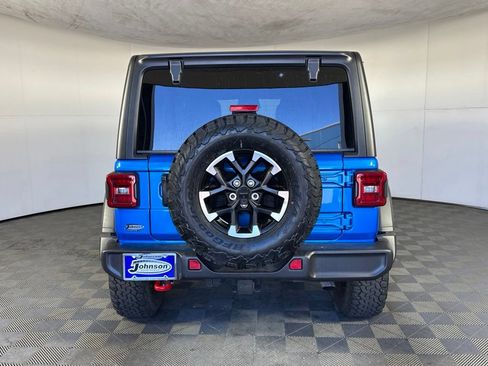 Certified 2025 Jeep Wrangler Unlimited Rubicon w/ Convenience Group AWD/4WD image 11