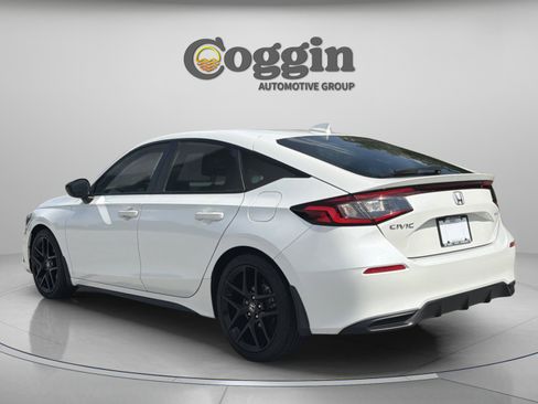 Used 2022 Honda Civic Sport image 3