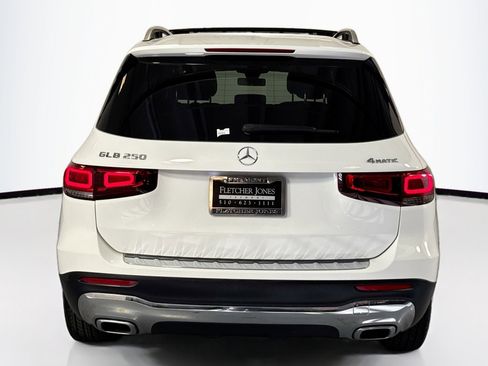 Certified 2022 Mercedes-Benz GLB 250 4MATIC image 6