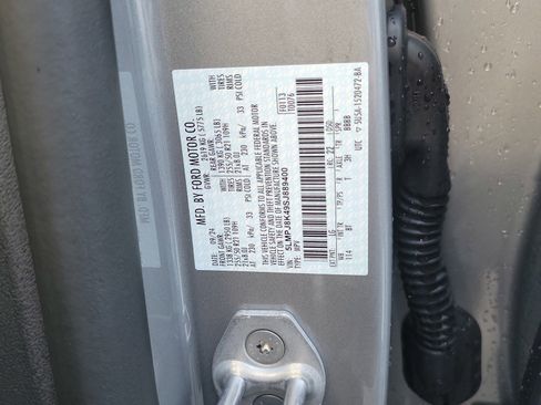 Used 2025 Lincoln Nautilus Reserve image 33