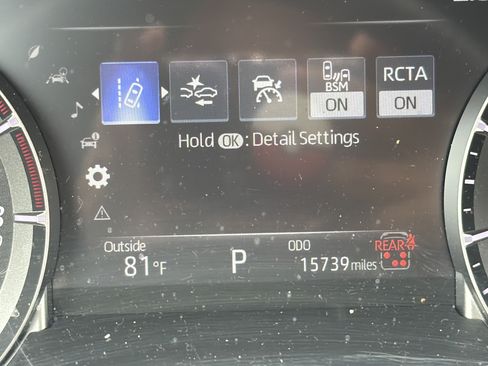 Used 2026 Toyota Highlander XLE AWD/4WD image 7