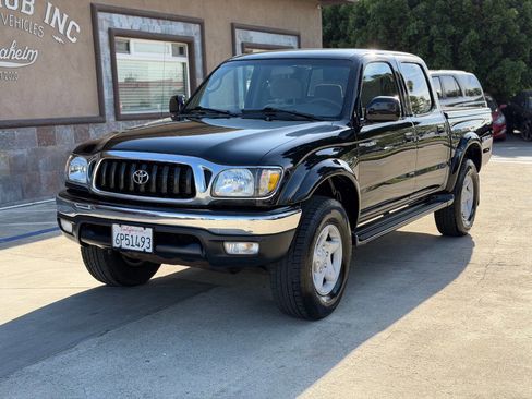 Used 2001 Toyota Tacoma PreRunner image 2