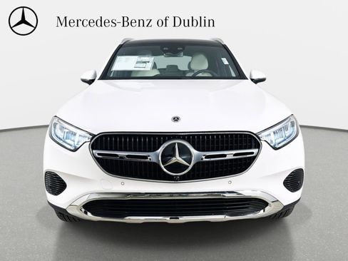 Used 2026 Mercedes-Benz GLC 300 4MATIC image 2