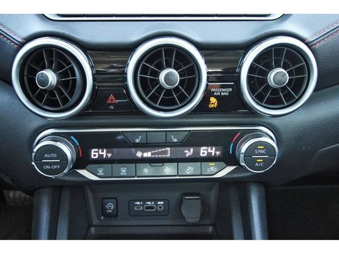 Used 2024 Nissan Sentra SR image 27