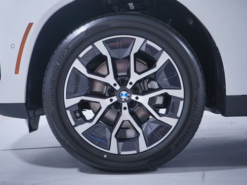 New 2026 BMW X3 xDrive30 w/ Convenience Package image 2