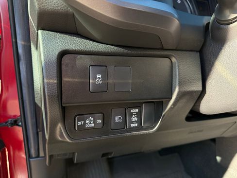 Used 2023 Toyota Tacoma TRD Sport image 39