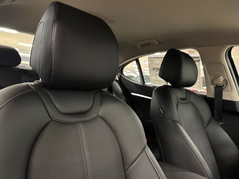 New 2026 Genesis G70 2.5T RWD image 16