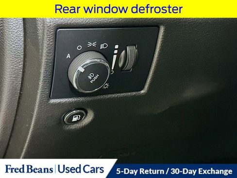 Used 2018 Jeep Grand Cherokee Limited image 13