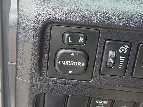 Used 2024 Toyota 4Runner TRD Off-Road AWD/4WD image 19
