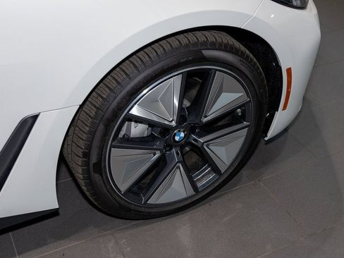 Used 2025 BMW i4 xDrive40i w/ Premium Package image 6