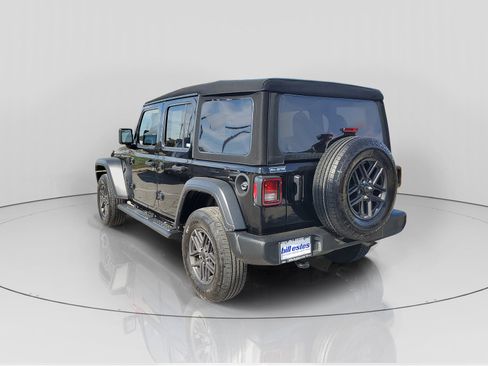 Used 2024 Jeep Wrangler Sport S image 3