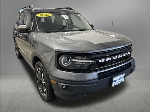 Used 2022 Ford Bronco Sport Outer Banks w/ Tech Package AWD/4WD image 8