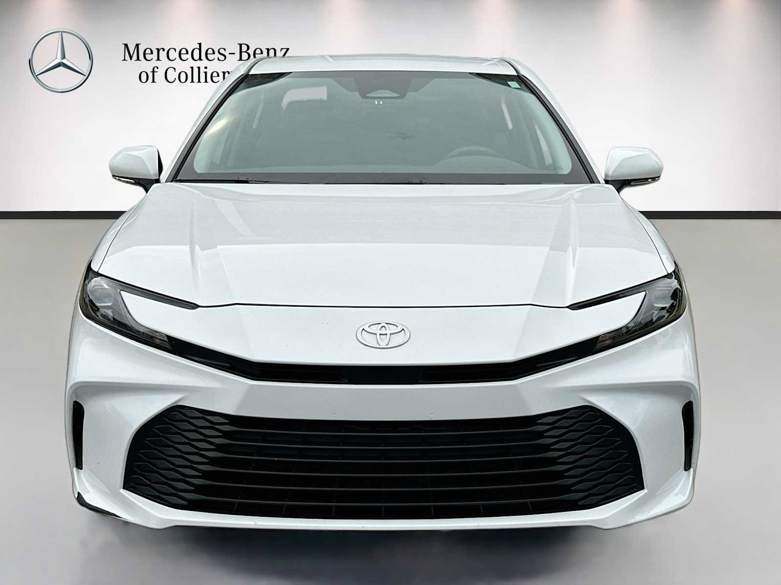 Used 2025 Toyota Camry LE w/ Convenience Package FWD image 2