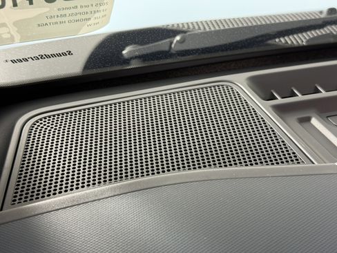 New 2025 Ford Bronco Heritage Edition image 16